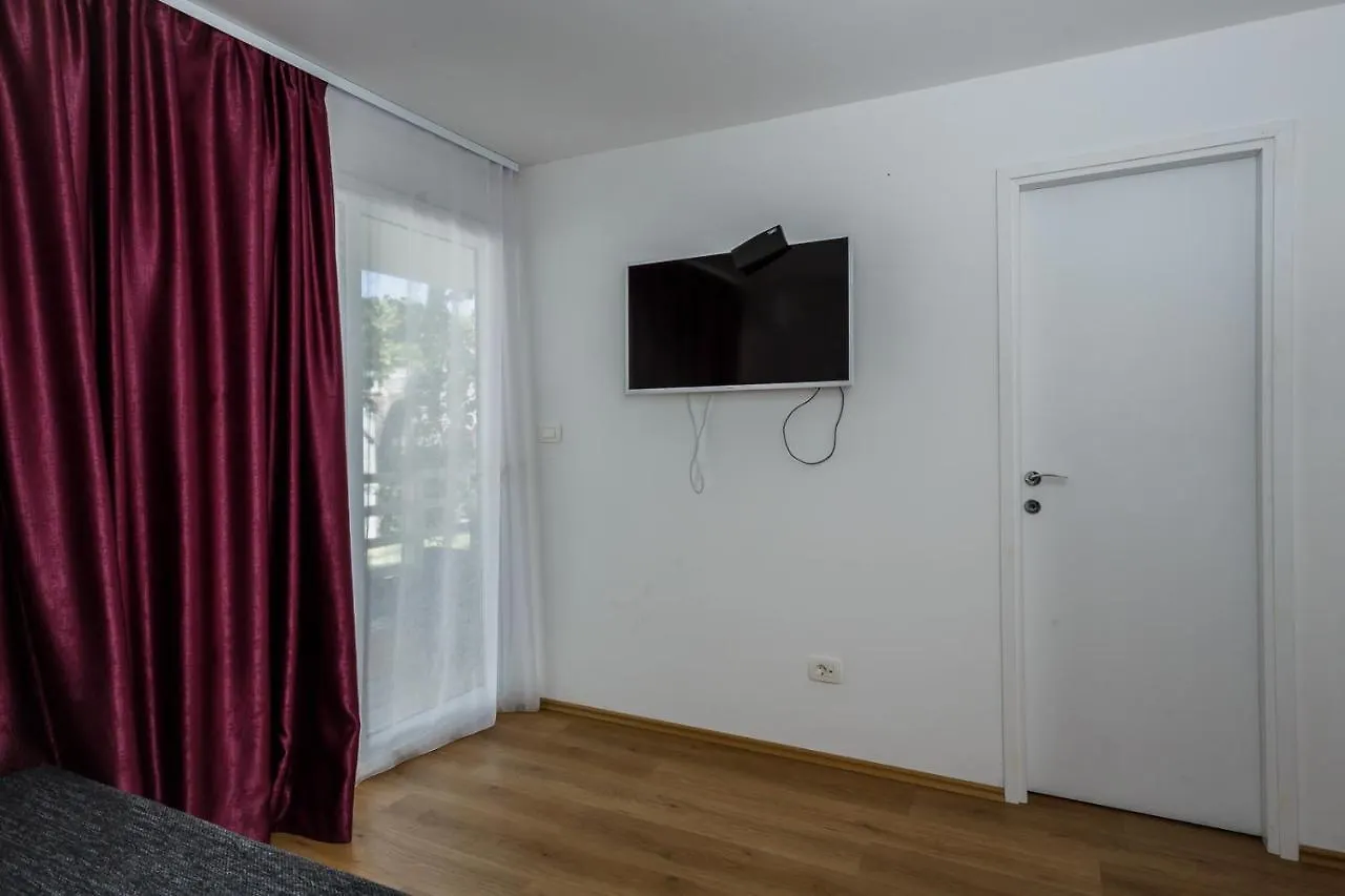 Mobile Homes Sveti Kriz Trogir 4*,
