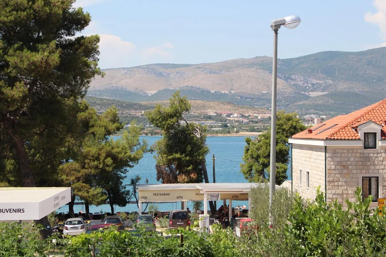 Mobile Homes Sveti Kriz 4*, Trogir