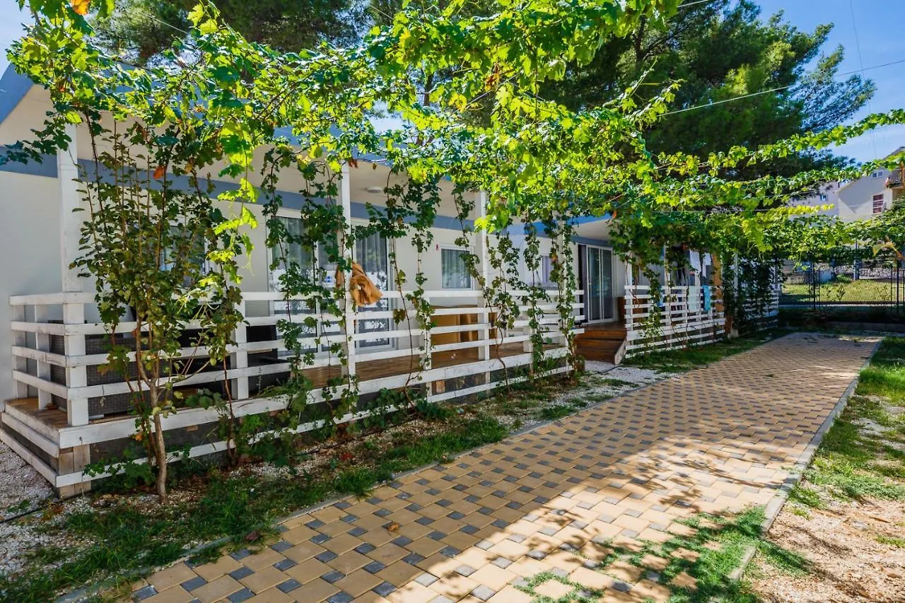 Mobile Homes Sveti Kriz 4*, Trogir Croatia